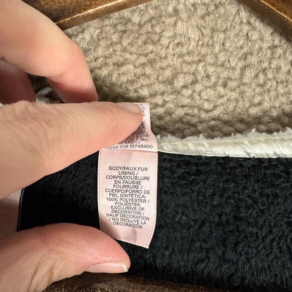 Victoria's Secret Robe Womens XS/S‎ Black Sherpa Fleece Hooded Tie Waist Luxury - Picture 5 of 10